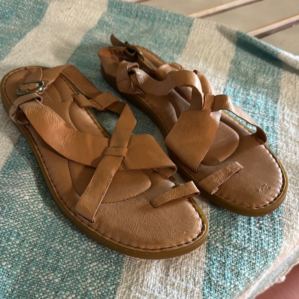 Born Brown Leather Sandals Size 10